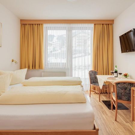 Hotel Belmont Fiss Bagian luar foto
